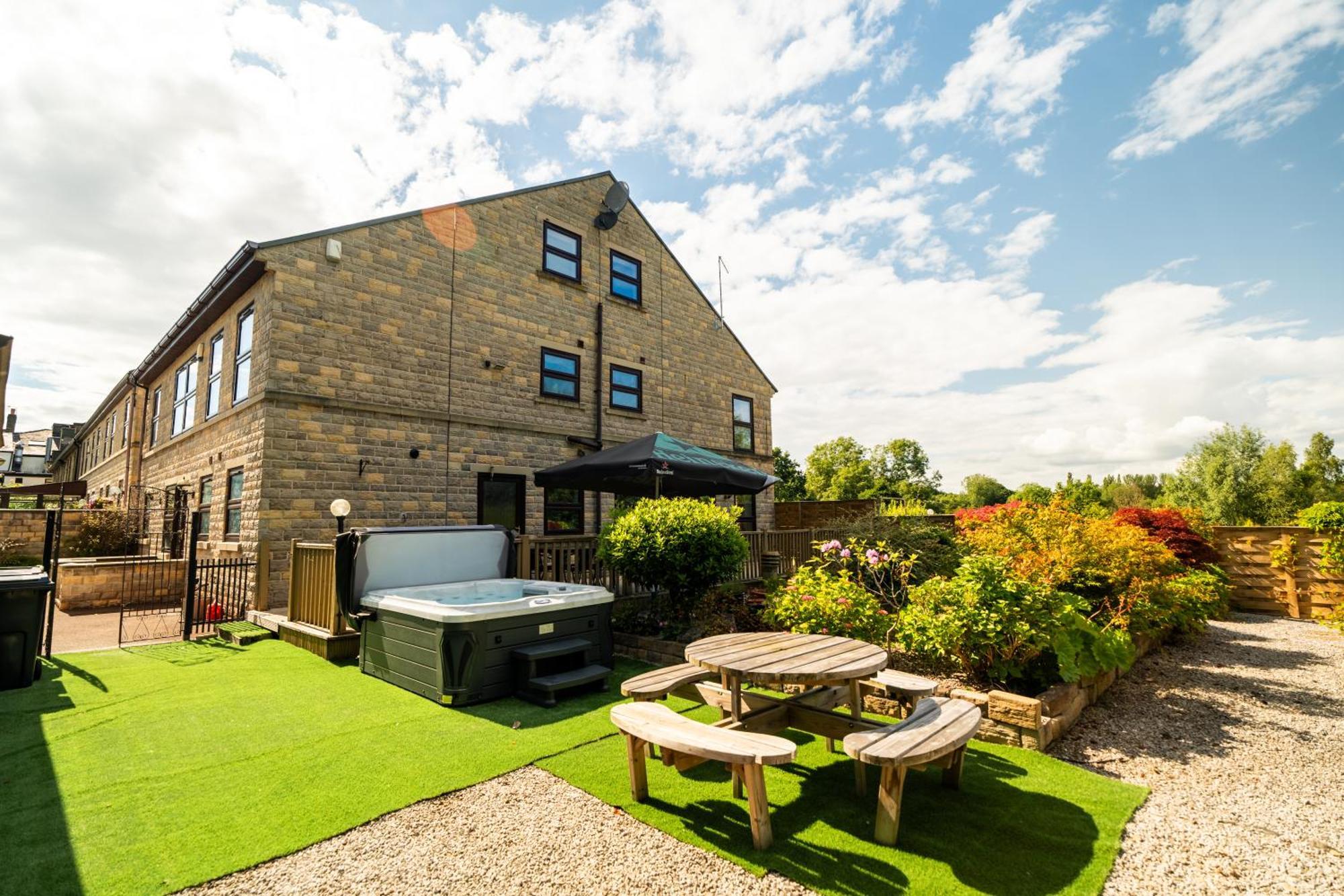 The House @ Sitwell Arms Hotel Renishaw Esterno foto
