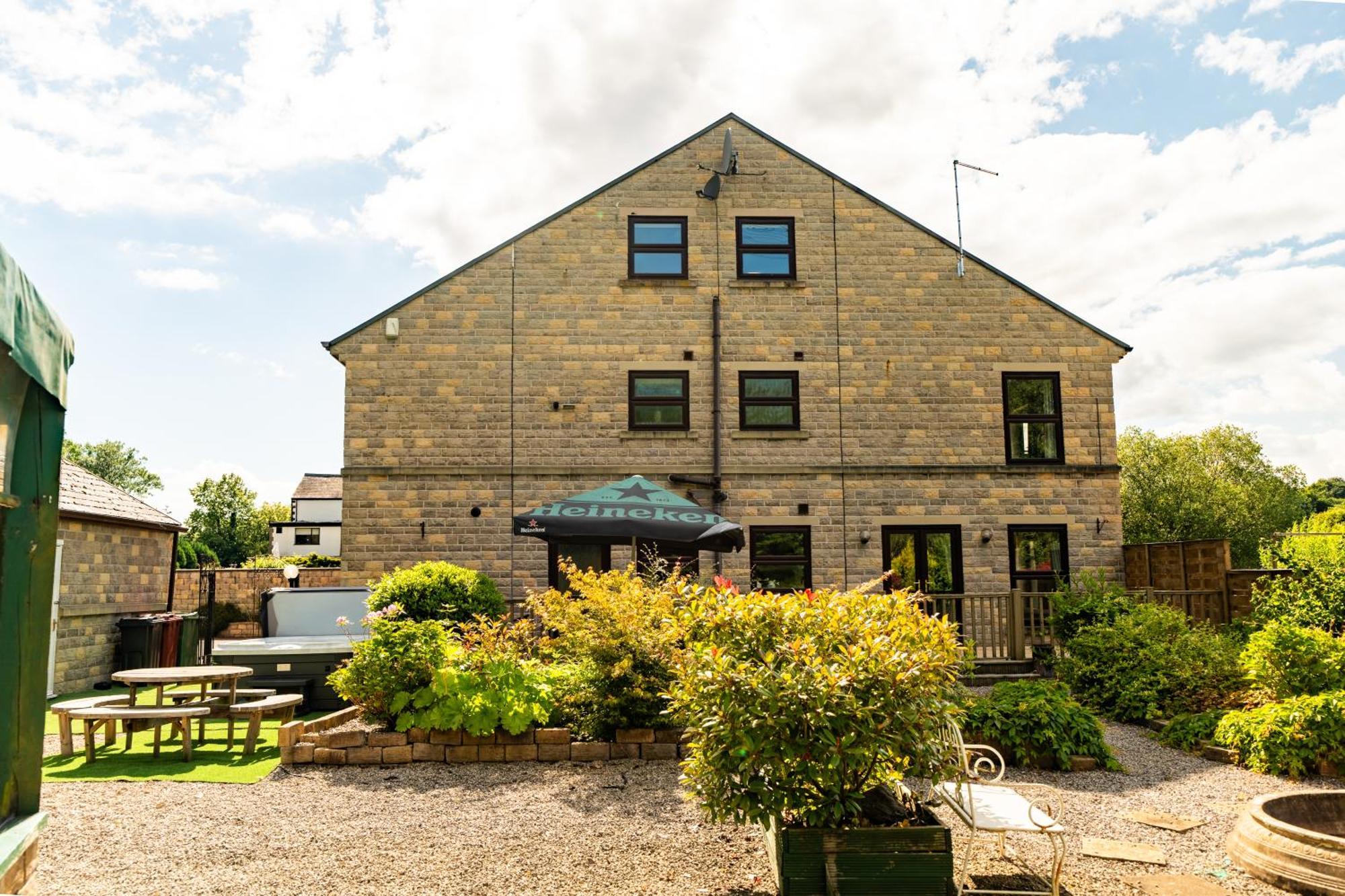The House @ Sitwell Arms Hotel Renishaw Esterno foto